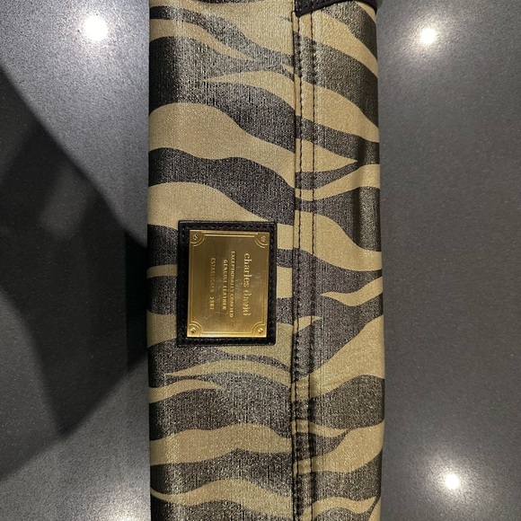 Vintage Charles David wristlet or clutch - Picture 13 of 15